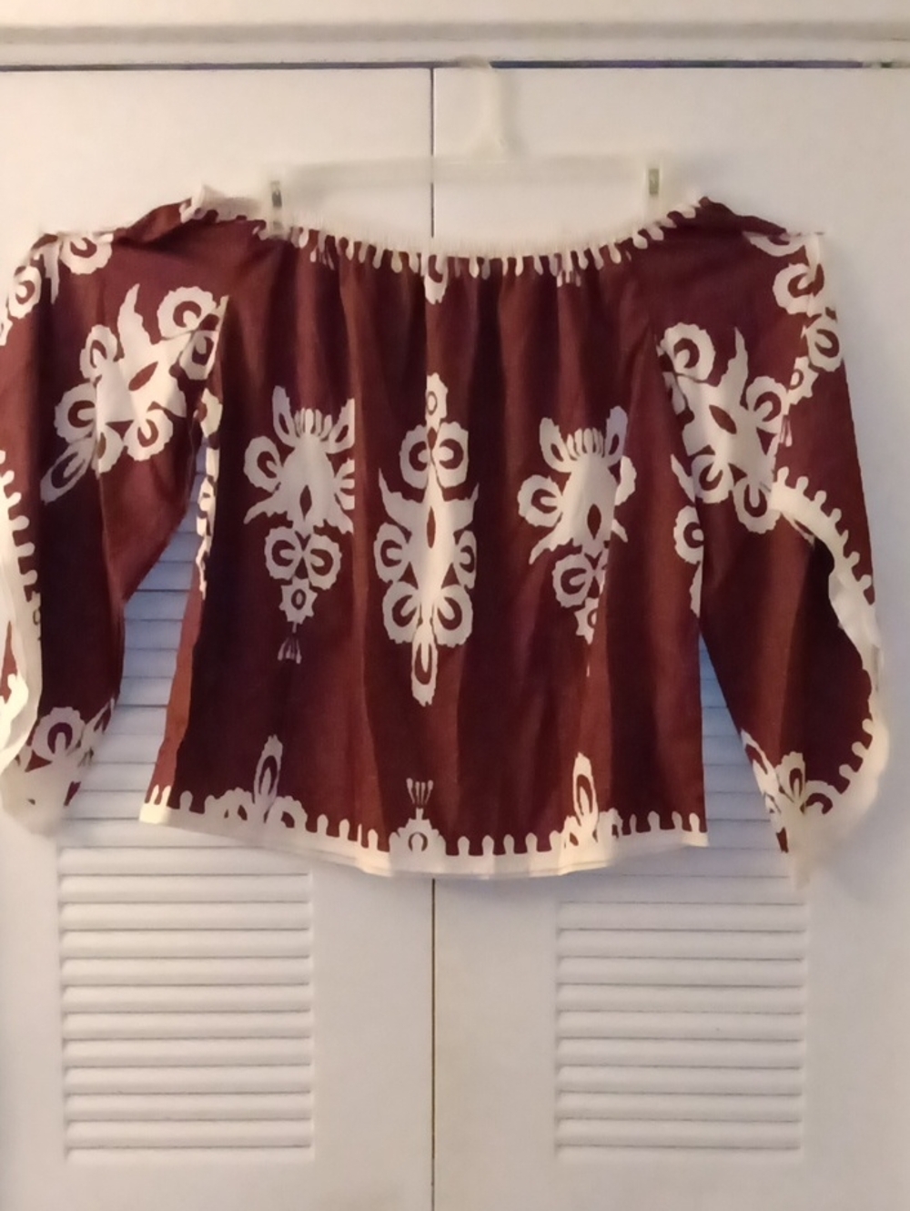 Women’s Off-Shoulder Brown and White Patterned Top
